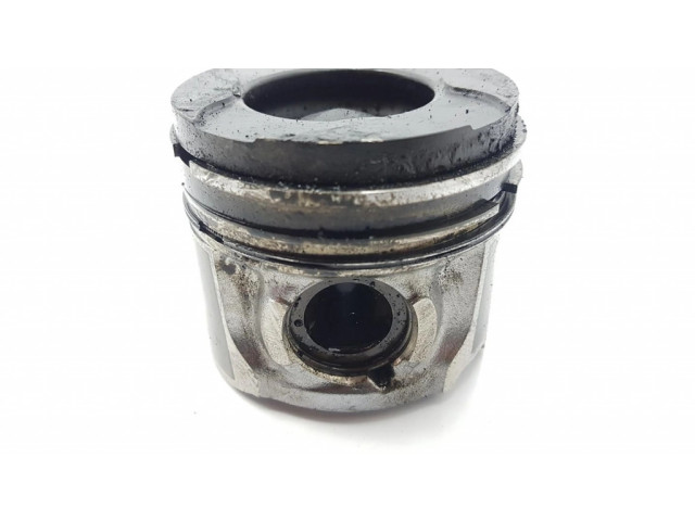 Píst 1455691, 7M5Q6110AA   Ford Focus C-MAX  pro benzínový motor 1.6  