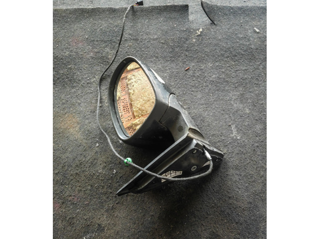 Zpětné zrcátko Volkswagen Tiguan 2011