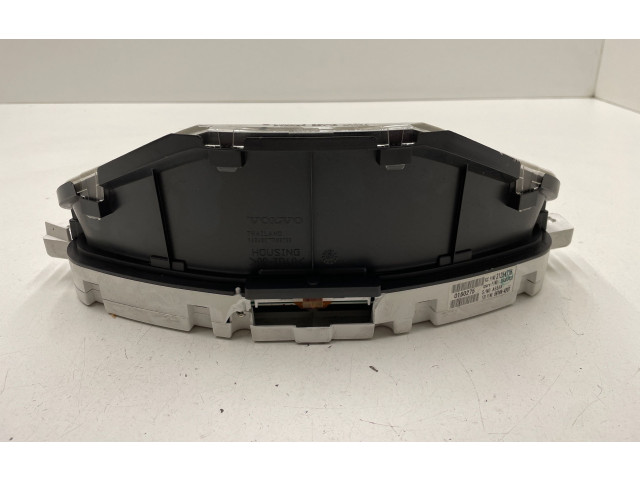 Панель приборов 36002433, 69199420T   Volvo V50       