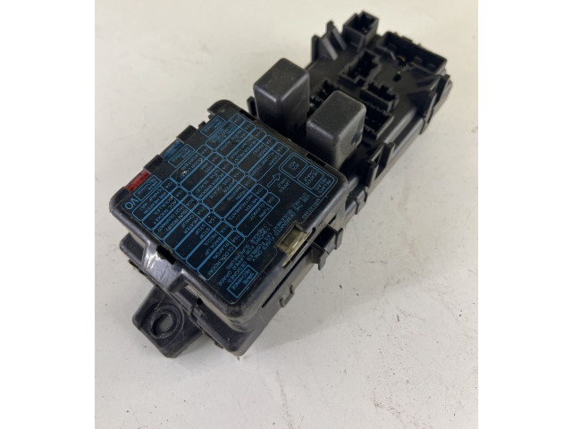   Pojistková skříňka MR142343   Mitsubishi Pajero 1997