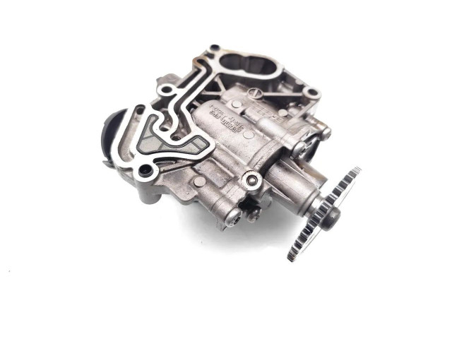 Масляный насос   04E115109E  Volkswagen Golf Cross 