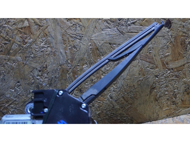 Моторчик заднего дворника 13395013 Vauxhall Astra J