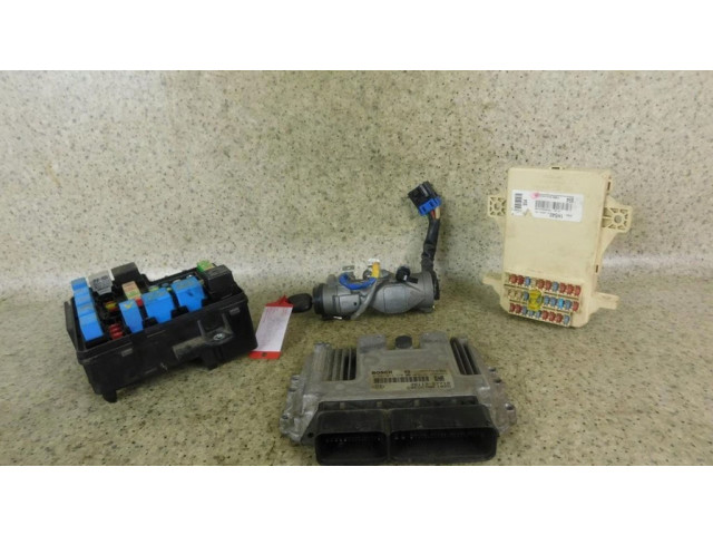 Комплект блоков управления 3911327710   KIA Ceed