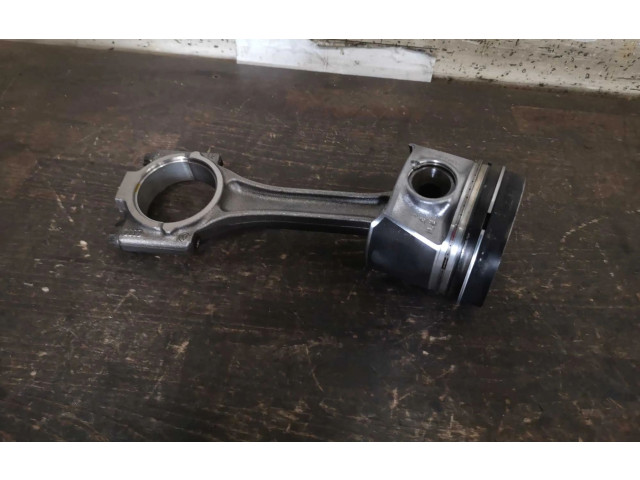 Píst 03L105401A, 03L105401A Audi A3 S3 8V DGTE