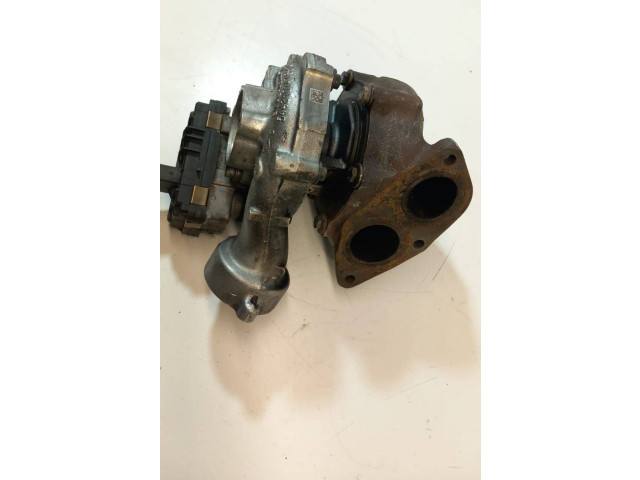 Vstřikovací lišta 8508091 BMW 5 F10 F11