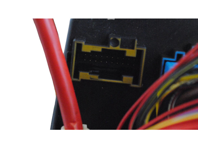 Pojistková skříňka A2129009425 Mercedes-Benz SLK R172 2015