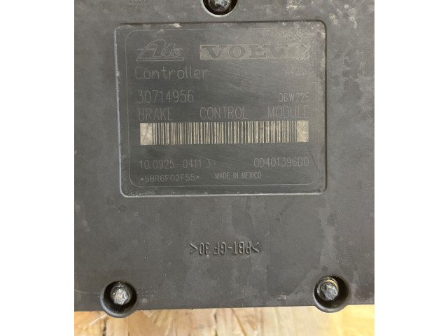Блок АБС 30714956, 10092504113   Volvo  V70  2005 - 2008 года