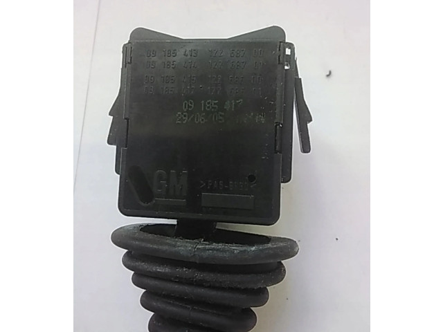 Ручка стеклоочистителей 09185413 Opel Meriva A