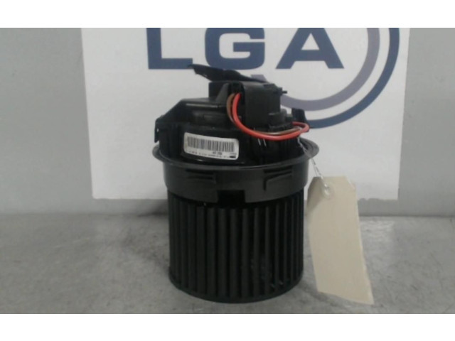 Вентилятор печки 272107379R Dacia Logan II