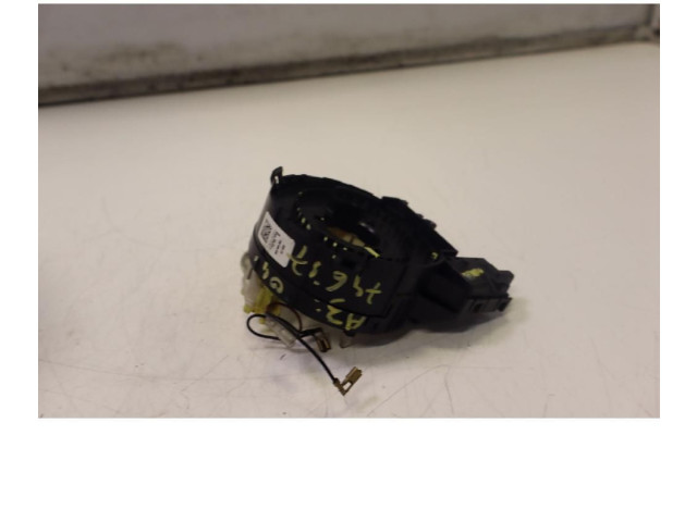 Подрулевой шлейф SRS 04303500   Audi A3 S3 8P