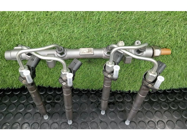 Vstřikovací lišta Audi A8 S8 D5