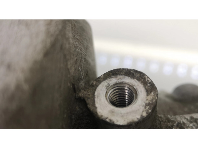 Резонатор всасывания