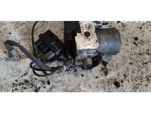 Блок АБС 476001W300, 11000030771 Infiniti QX4 1996-2002 года