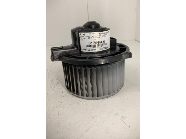 Вентилятор печки MR398725 Mitsubishi Pajero