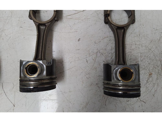 Поршень с шатуном 81L97A Volkswagen PASSAT B6