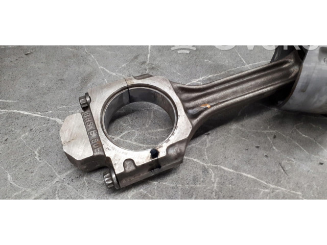 Píst 028j Volkswagen Caddy