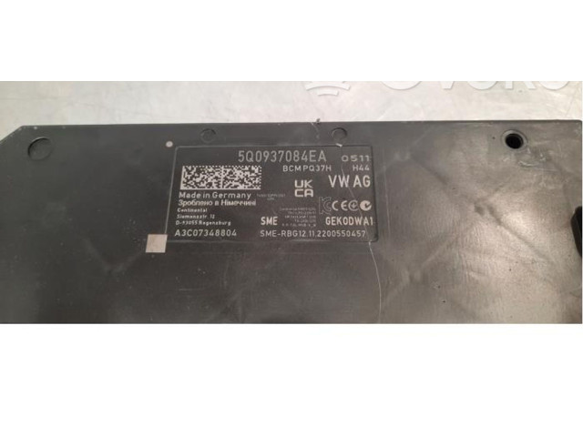 Блок комфорта 5Q0937084EA Skoda Karoq