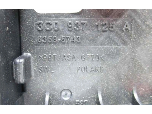 Pojistková skříňka 3C0937125A Volkswagen PASSAT 2012