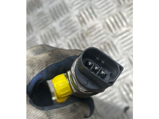 Vstřikovací lišta 7809128, 359021L   BMW 5 F10 F11    N47D20C 