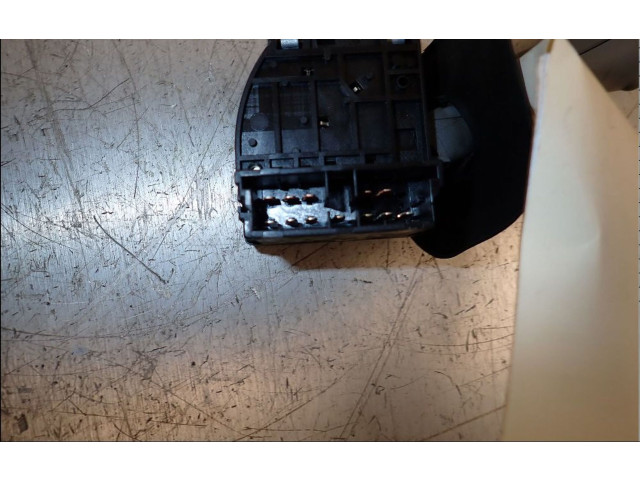 Ручка стеклоочистителей 7701054306 Renault Twingo I