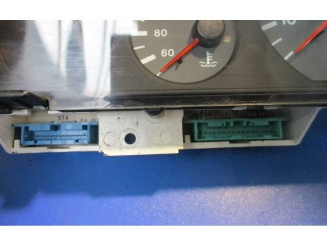 Панель приборов    Citroen Xantia       