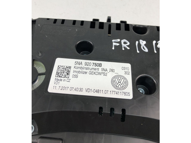Přístrojová deska Volkswagen Tiguan 2017 5NA920750B, FR1815