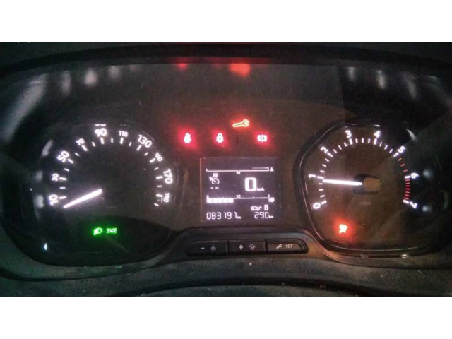 Přístrojová deska Peugeot Traveller 2016 9831168480, E3-B2-35-4