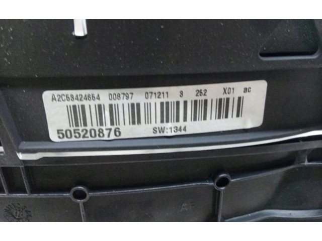 Панель приборов 50520876 Alfa Romeo Mito