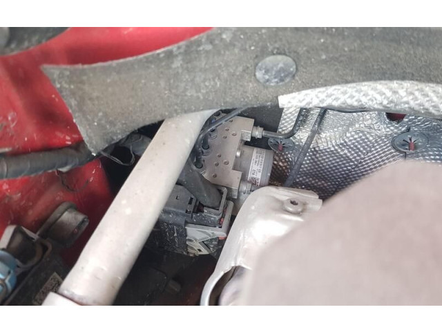 Блок АБС 5Q0614517CG Audi A3 S3 A3 Sportback 8P 2005 - 2013 года