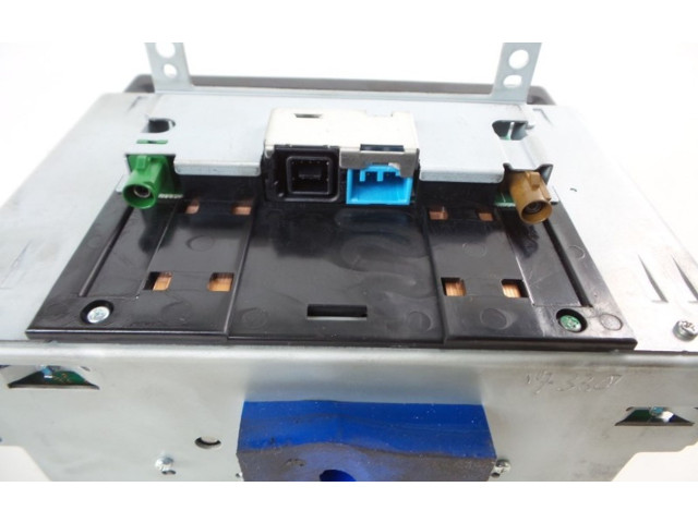 Дисплей       Volvo V70