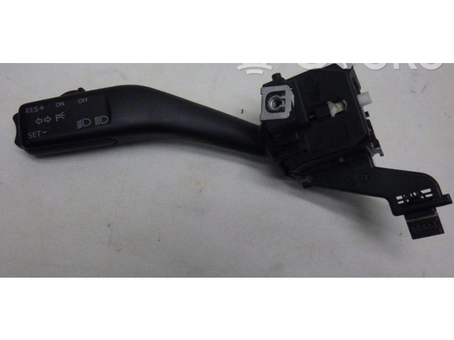 Ручка поворотов/ фонарей 1K0953513A Skoda Octavia Mk2 (1Z)