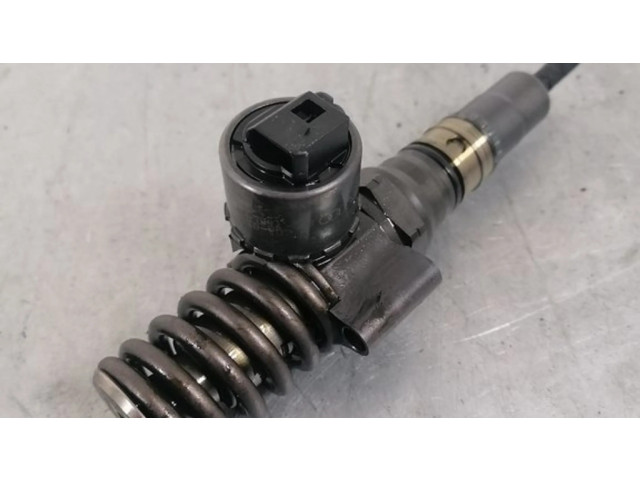 Vstřikovač 03G130073G Audi A3 S3 A3 Sportback 8P pro naftový motor 2.0 BKD