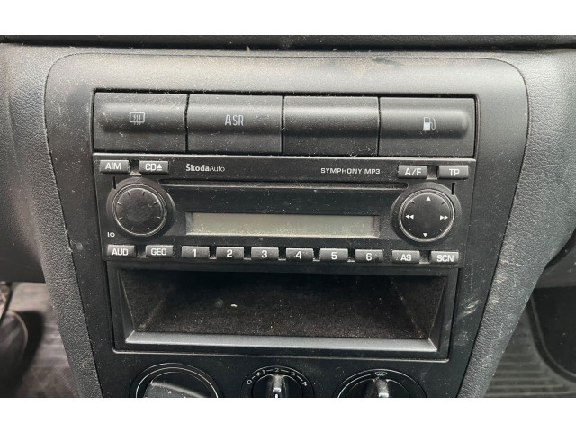 Блок управления климат-контролем    Skoda Octavia Mk2 (1Z)