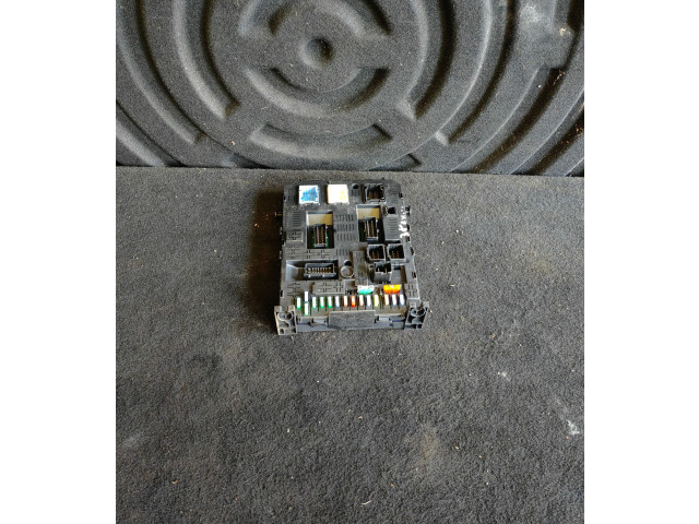 Pojistková skříňka 281164872 Peugeot 3008 2013