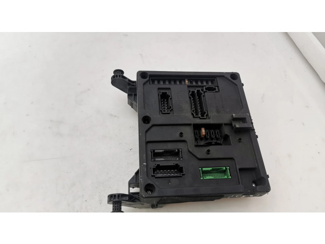 Блок предохранителей 7M0962258K, S108145300H Ford Galaxy