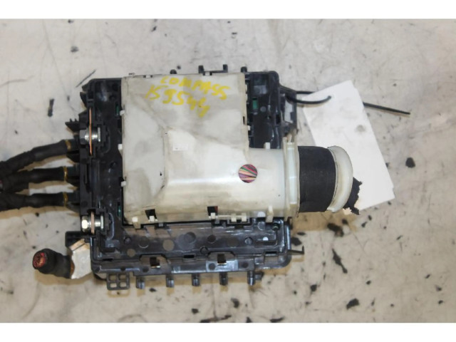 Pojistková skříňka Jeep Compass 2017