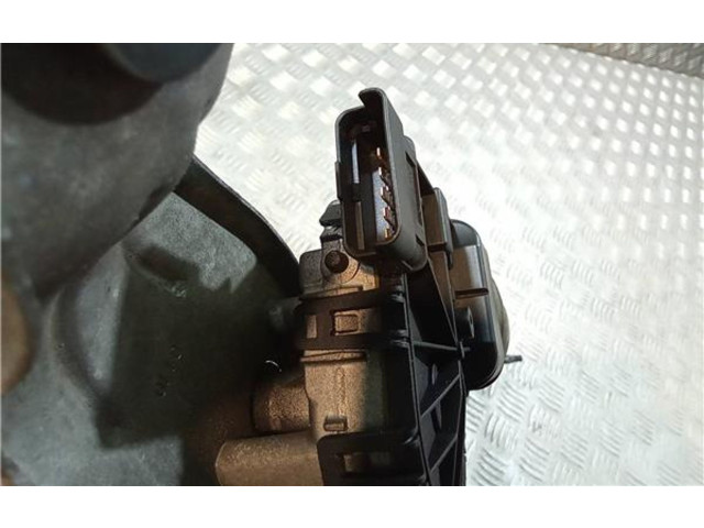 Моторчик дворников 8200619512, 0390241544 Dacia Logan VAN