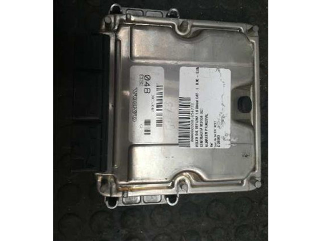 Řídící jednotka 281010441   Volvo S40, V40 2002