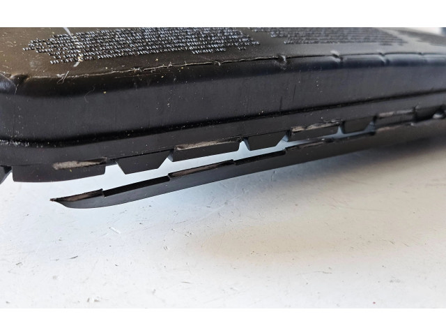 Блок предохранителей 1K4880241D, 34033707A   Volkswagen Golf VI    