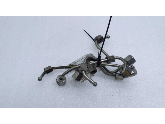 Топливная трубка (трубки)