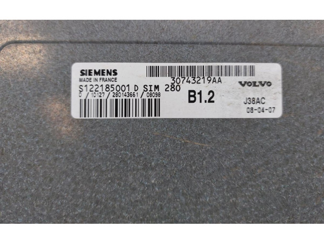 Блок управления двигателя 30743219AA, S122185001D Volvo S40