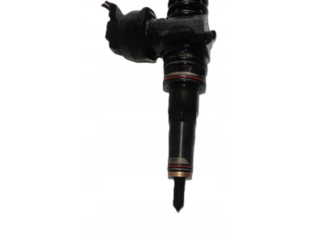 Форсунка 038130073AQA Audi A3 S3 8L