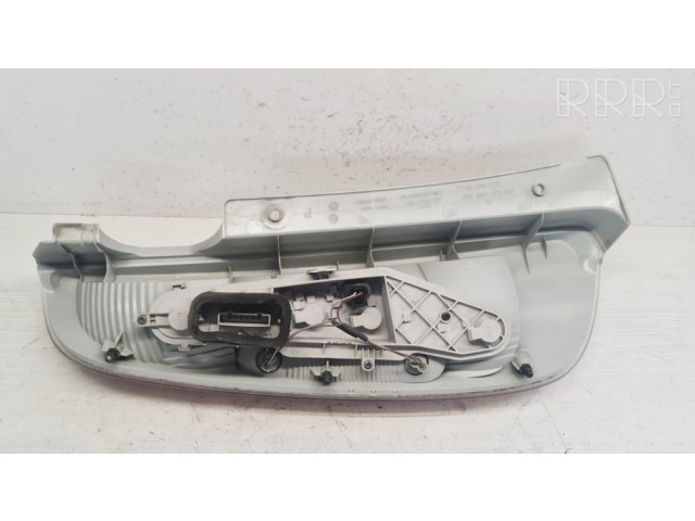 Задний фонарь правый сзади 5J7945096, 5J7945112OZ    Skoda Praktik (5J8)   2006-2015 года