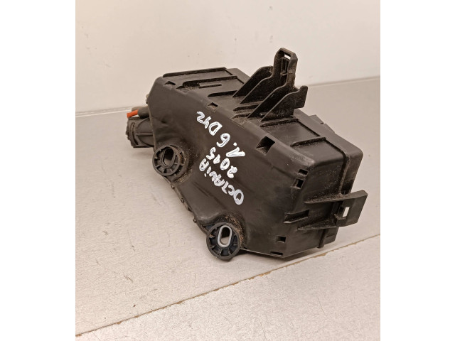 Блок предохранителей  5Q0907361B   Skoda Octavia Mk3 (5E)    