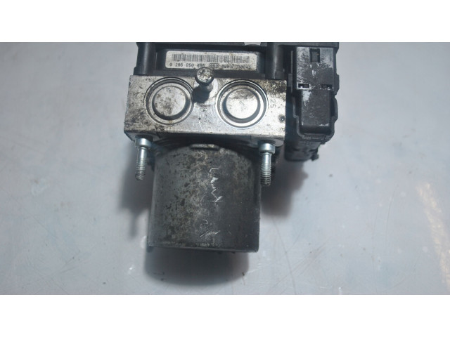 Блок АБС 476609U200, 0265235047 Nissan Note (E11) 2006 - 2014 года