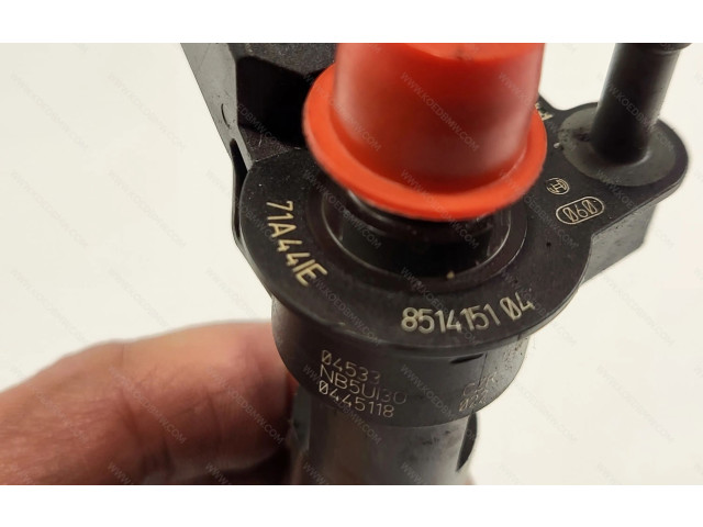 Vstřikovač 13538514151 BMW 5 G30 G31 B57