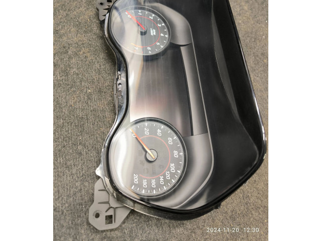 Панель приборов 84055876, 813075439   Chevrolet Camaro       