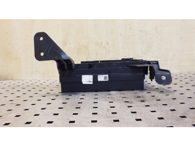 Pojistková skříňka A1645402372, YAP2723706 Mercedes-Benz ML W164 2007