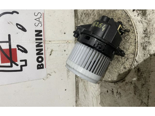 Вентилятор печки 272107379R, 272107379R Dacia Sandero