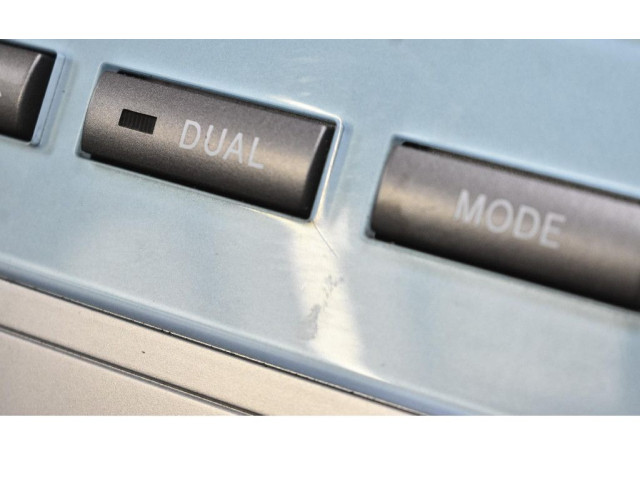 Блок управления климат-контролем 55900-0F040, 55900-0F040 Toyota Corolla Verso E121